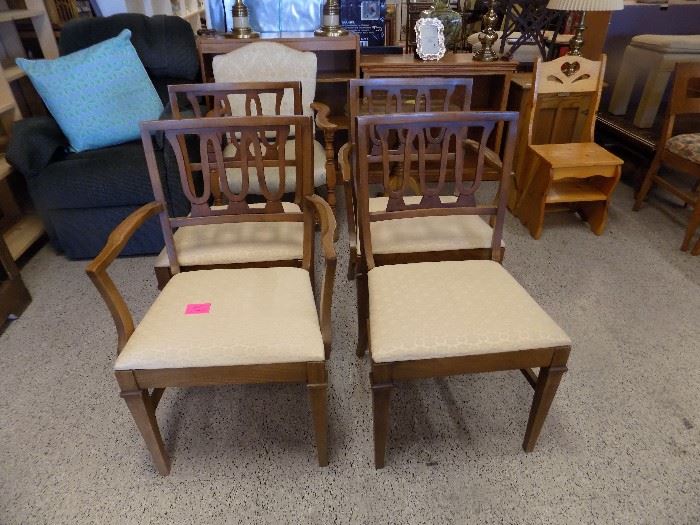 vintage set of four chairs $65