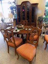 drexel dining room table $200 and china cabinet $150