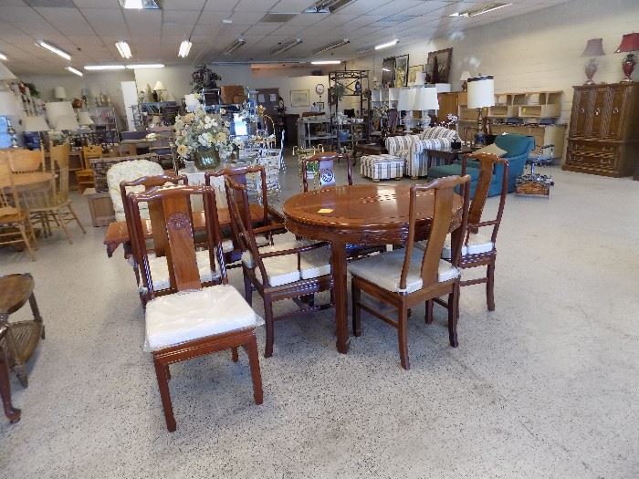 rosewood table with 8 chairs two leaves $600