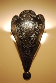 wall sconce (8 available)