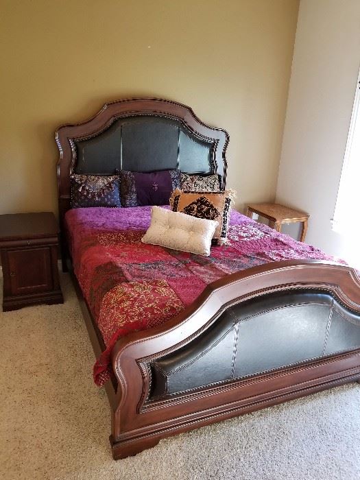 Glamorous queen bedroom