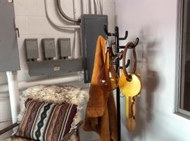 Coatrack, key wall art, Amber hanging lamp