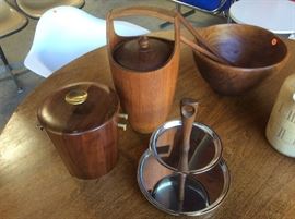 Ice buckets and server