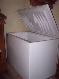 Frigidaire Chest Freezer