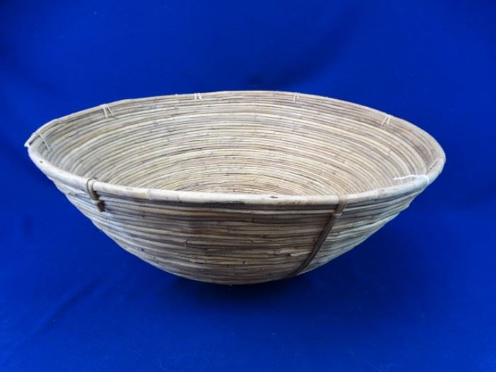 Large Round Straw Basket