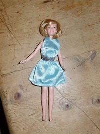 Mary Kate or Ashley Olsen 7" doll