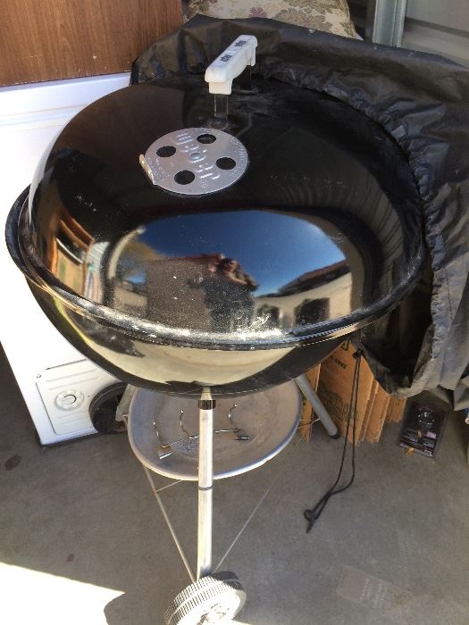 Weber charcoal grill 