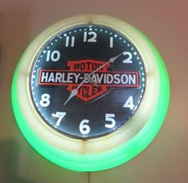 Vintage Harley Davidson Motor Cycles Neon Wall Clock