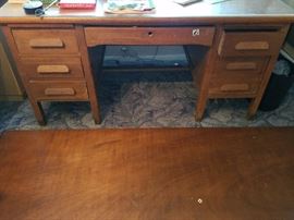 1930s Quarter Sawn Tiger Oak Teachers Desk with Glass Top