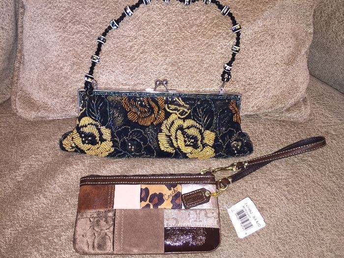 high end handbags - Coach wristlet new with tags