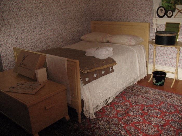 Chic 1920s double bed, part of five-piece suite