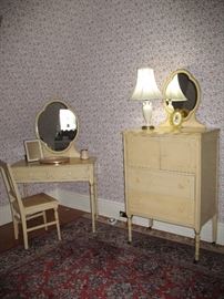 Chic 1920s bedroom vanity and chest