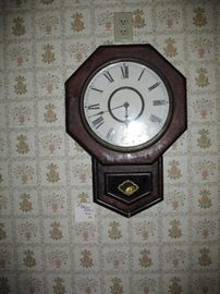 New Haven Regulator clock, to repair