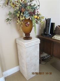 PEDESTAL