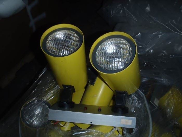 Yellow safety/emergency lights.