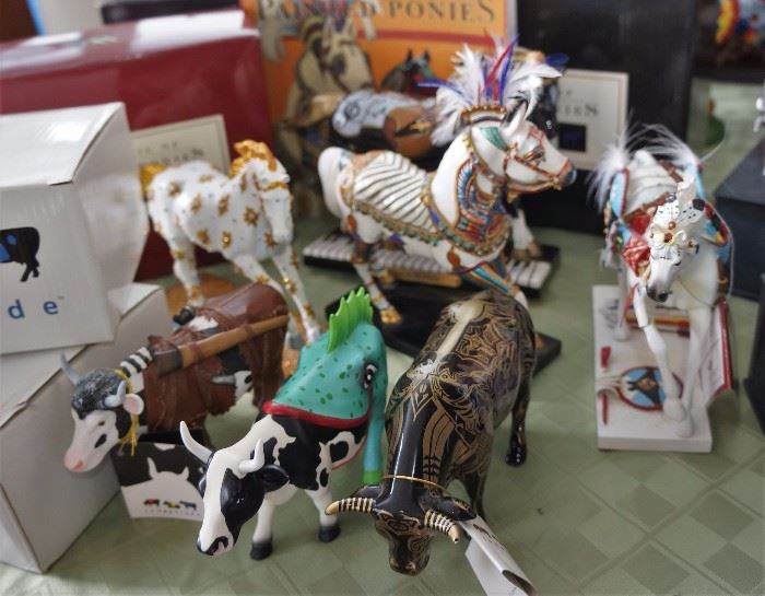 Cow Parade and Painted Ponies statues