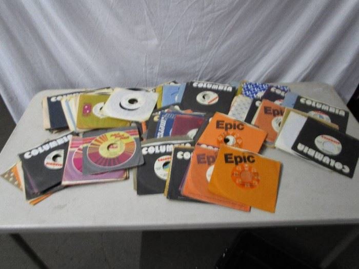 Lot of 45 RPM Record Albums
