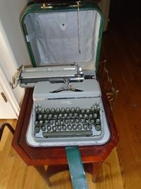Hermes Hebrew Type Writer Machine Working !!!!