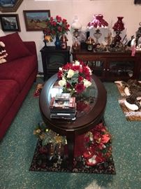 OVAL COFFEE TABLE WITH GLASS TOP