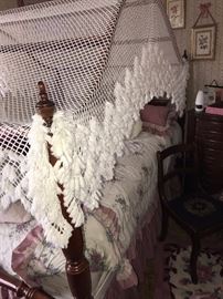 QUEEN CANOPY BED WITH DRAPES
