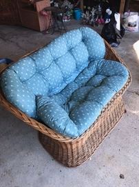 WICKER LOVE-SEAT