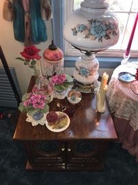 VINTAGE LAMPS