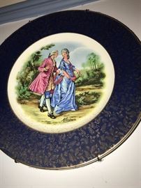 COLLECTIBLE / DECORATIVE PLATES