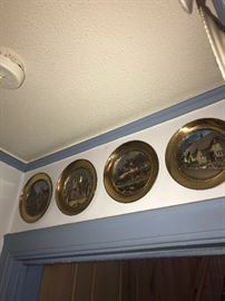 COLLECTIBLE / DECORATIVE PLATES