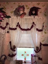 DECORATIVE SHOWER CURTAIN AND WINDOW CURTAINS