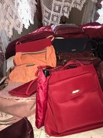 LARGE VARIETY OF WOMENS HANDBAGS AND TOTES