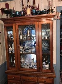 CHINA CABINET