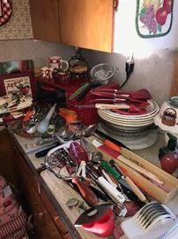 KITCHENWARE AND UTENSILS