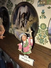 NATIVE AMERICAN FIGURINES