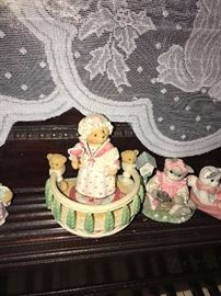 CHERISHED TEDDIES FIGURINES