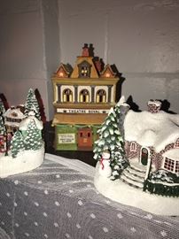 CHRISTMAS VILLAGE HOUSES
