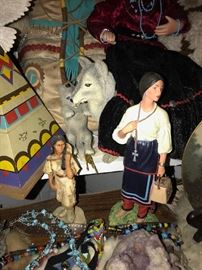 NATIVE AMERICAN DOLLS