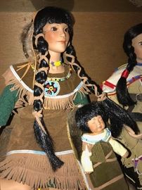 NATIVE AMERICAN DOLLS