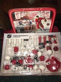 RED WINGS SPORTS MEMORABILIA