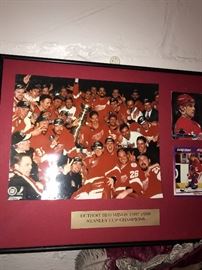 RED WINGS SPORTS MEMORABILIA