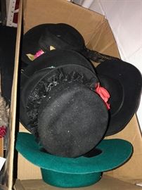 LARGE VARIETY OF WOMENS HATS, SCARVES, GLOVES