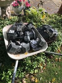 YARD DECORATION / YARD STATUES / GARDEN ACCENTS