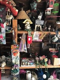 YARD DECORATION / YARD STATUES / GARDEN ACCENTS