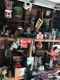 YARD DECORATION / YARD STATUES / GARDEN ACCENTS