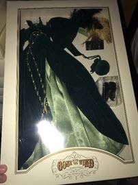 FRANKLIN MINT GONE WITH THE WIND DOLL COLLECTION AND CLOTHING/DRESSES/OUTFITS