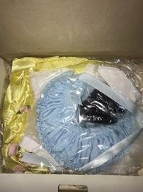 SHIRLEY TAMPLE DRESS UP DOLL CLOTHING