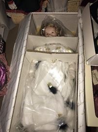 SHIRLEY TAMPLE DOLL AND DOLL CLOTHING