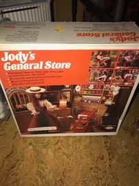 VINTAGE BNIB JODY DOLLS / VICTORIAN PARLOR AND GENERAL STORE