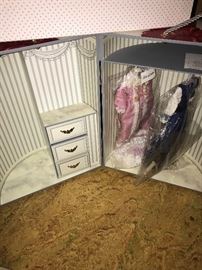 FRANKLIN MINT GONE WITH THE WIND SCARLETT TRUNK BOX