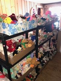 TONS OF BEANIE BABIES AND COLLECTIBLE BEARS