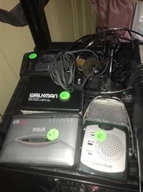 VINTAGE CASSETTE PLAYERS / WALKMAN